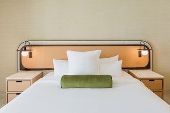 Room, 2 Queen Beds (Ocean)