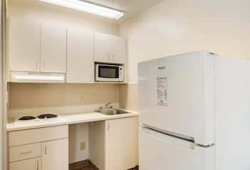Studio, 1 Queen Bed, Accessible, Non Smoking