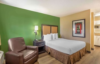 Studio, 1 Queen Bed, Non Smoking
