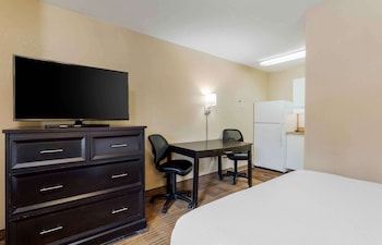 Studio, 1 Queen Bed, Accessible, Non Smoking