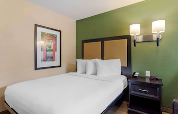 Studio, 1 Queen Bed, Accessible, Non Smoking