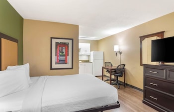 Studio, 1 Queen Bed, Non Smoking