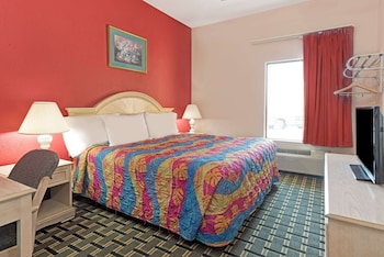Standard Room, 1 Queen Bed, Smoking