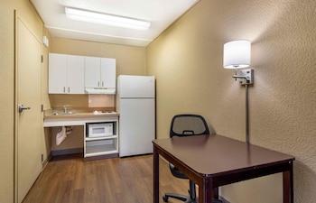 Studio, 1 Queen Bed, Accessible, Non Smoking