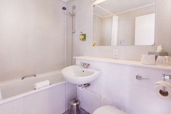 Single Room, No Windows