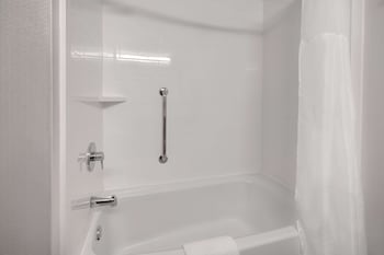 One King Bed, Non-Smoking, Accessible