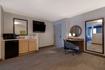 One king suite whirlpool ns