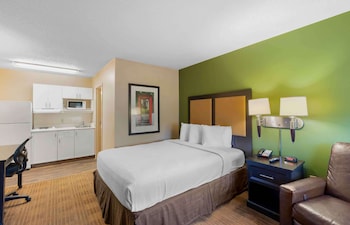 Studio, 1 Queen Bed, Non Smoking