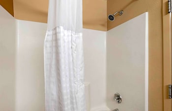Studio, 1 Queen Bed, Non Smoking