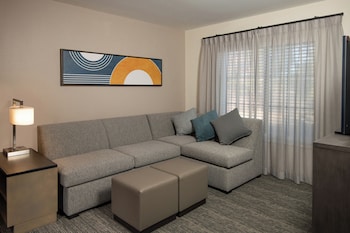 Suite, 2 Bedrooms (King)
