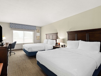 Room, 2 Queen Beds, Non Smoking