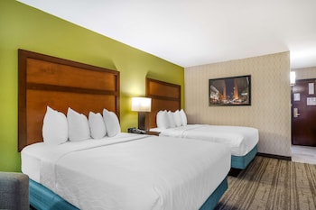 Standard Room, 2 Queen Beds, Non Smoking, Refrigerator & Microwave