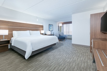 Standard Room, 1 King Bed, Accessible Bathtub