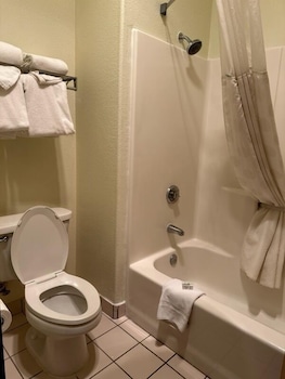 Studio Suite, 2 Queen Beds, Non Smoking