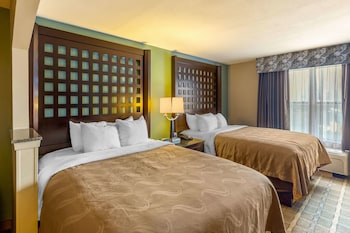 Suite, 2 Queen Beds, Non Smoking