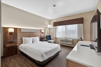Standard Room, 1 Queen Bed, Accessible, Bathtub