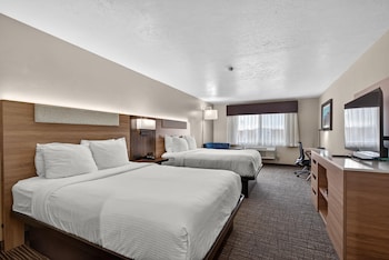 Standard Room, 2 Queen Beds, Non Smoking, Refrigerator (Larger Room)