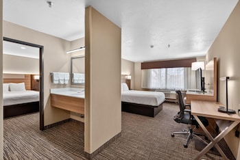 Family Room, Multiple Beds, Non Smoking, Refrigerator & Microwave