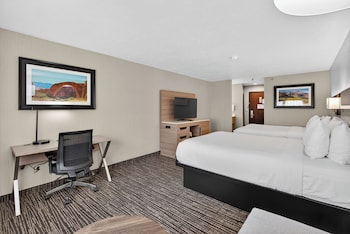 Standard Room, 2 Queen Beds, Non Smoking, Refrigerator (Larger Room)
