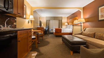 Standard Room, 2 Queen Beds, Non Smoking, Kitchenette