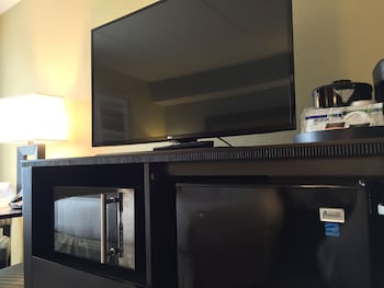 Standard Room, 2 Queen Beds, Accessible