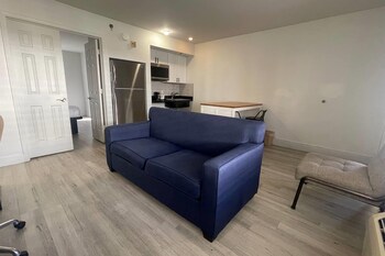 Suite, 1 Bedroom, Mobility Accessible, Non Smoking