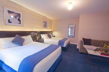 Junior Studio Suite, 2 Queen Beds