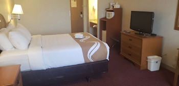 Standard Room, 1 Queen Bed, Non Smoking