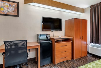 Standard Room, 1 Queen Bed, Non Smoking