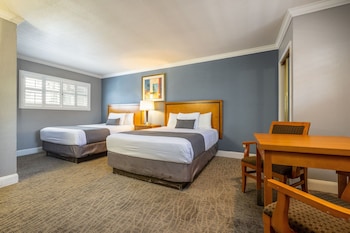 Double Room, 2 Queen Beds