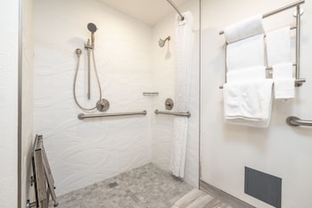 Double Room, 2 Queen Beds
