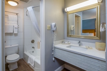 Standard Room, 2 Queen Beds, Non Smoking