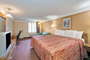 Suite, 1 King Bed, Hot Tub