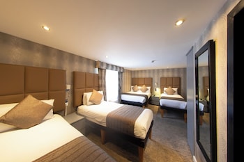 Quin Room