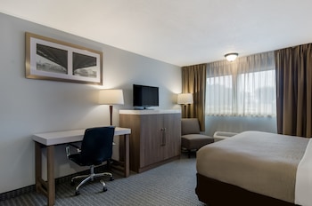 Suite, 1 King Bed, Non Smoking