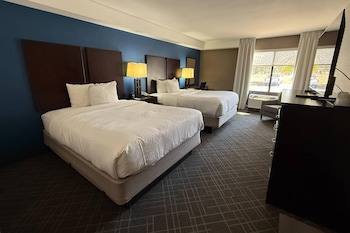 Standard Room, 2 Queen Beds, Non Smoking