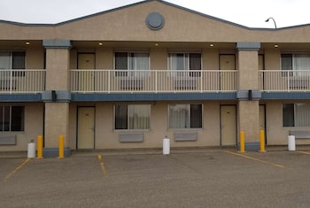 Room, 1 Queen Bed, Smoking (External Access Building)