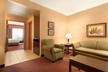 Deluxe Suite, 1 King Bed, Non Smoking
