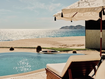 One Bedroom Oceanfront Villa