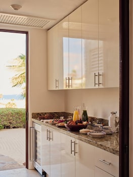 One Bedroom Oceanview Villa