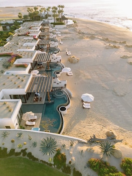 1 Bdrm Bchfront Signature Villa Wellness