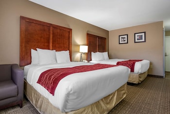Standard Room, 2 Queen Beds, Non Smoking