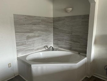 Suite, 1 King Bed, Non Smoking