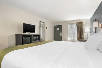 Suite, 1 King Bed, Non Smoking