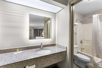Room, 2 Queen Beds, Non Smoking