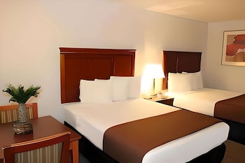 Standard Room, 2 Queen Beds, Non Smoking