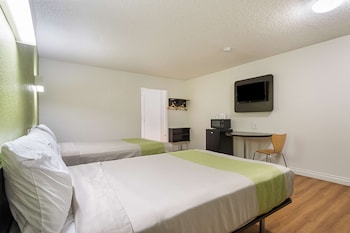 Standard Room, 2 Double Beds, Non Smoking, Refrigerator & Microwave