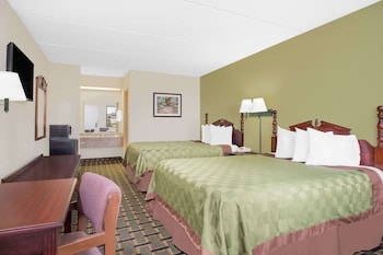 Standard Room, 2 Queen Beds, Smoking