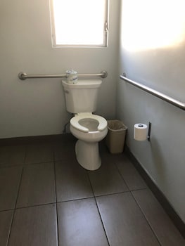 Quadruple Room, 2 Queen Beds, Accessible
