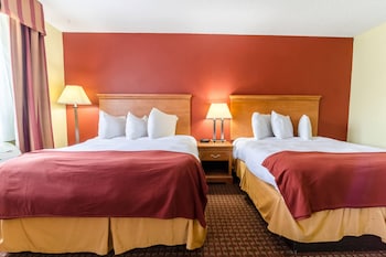 Suite, 2 Queen Beds, Non Smoking